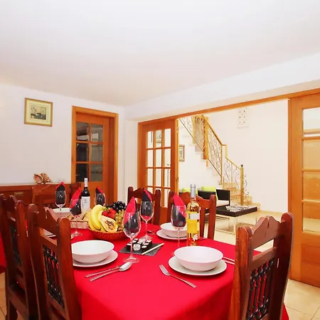 Villa In Areias De Sao Joao Near Praia Da Oura Vila Albufeira